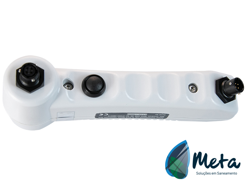 O Geofone Digital LMIC tem a capacidade de capturar ru�dos utilizando uma faixa de frequ�ncia bastante ampla. O sensor tem caracter�sticas que auxiliam na redu��o de sons externos por abafamento reduzindo as distor��es externas.